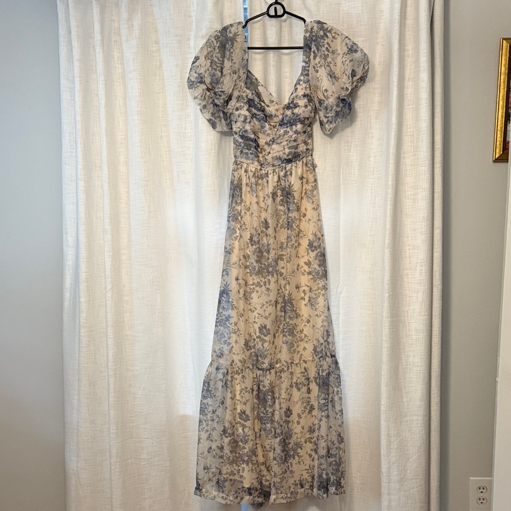 Abercrombie and Fitch Floral Puff Sleeve Maxi Dress